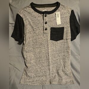 Boys Old Navy T - Gray - Size M (8)